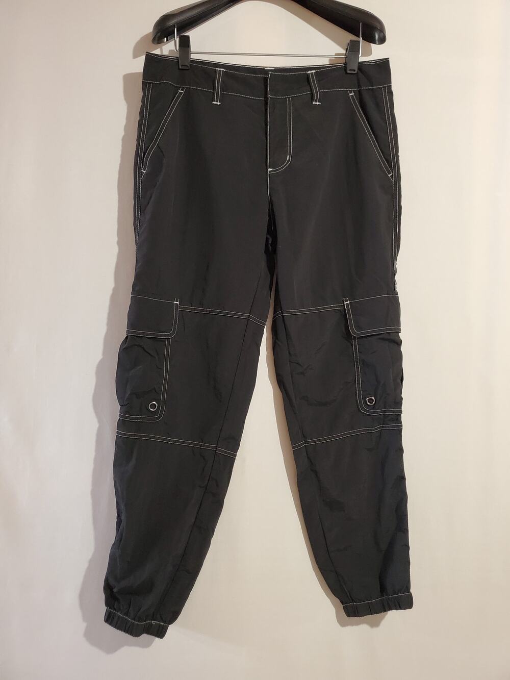 Ninth Hall Y2K Cargo Black Contrast Stitch Jogger Pants Womens Size 9 Juniors